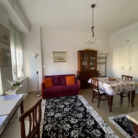 Casa Lussi Di Citta Daire *